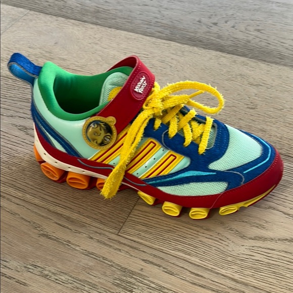 adidas Kerwin Frost Athletic Shoes with Red Blue and Yellow